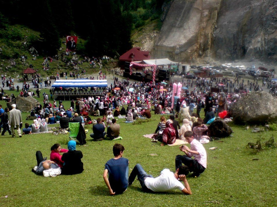 Köşe Buçak Araklı