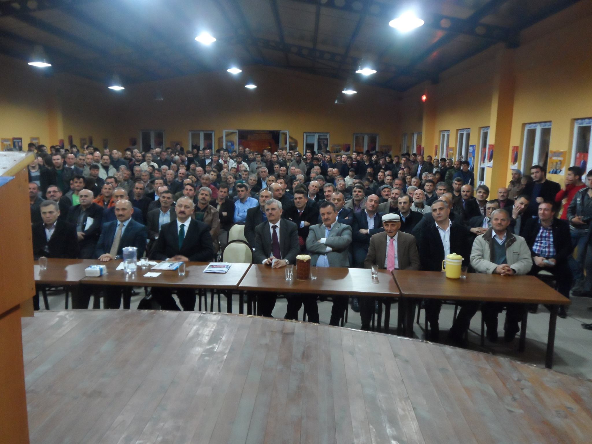 AKparti Araklı Çankaya da Gövde Gösterisi Yaptı
