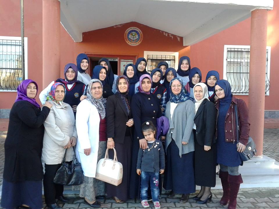 Öğrencileri Unutmadılar