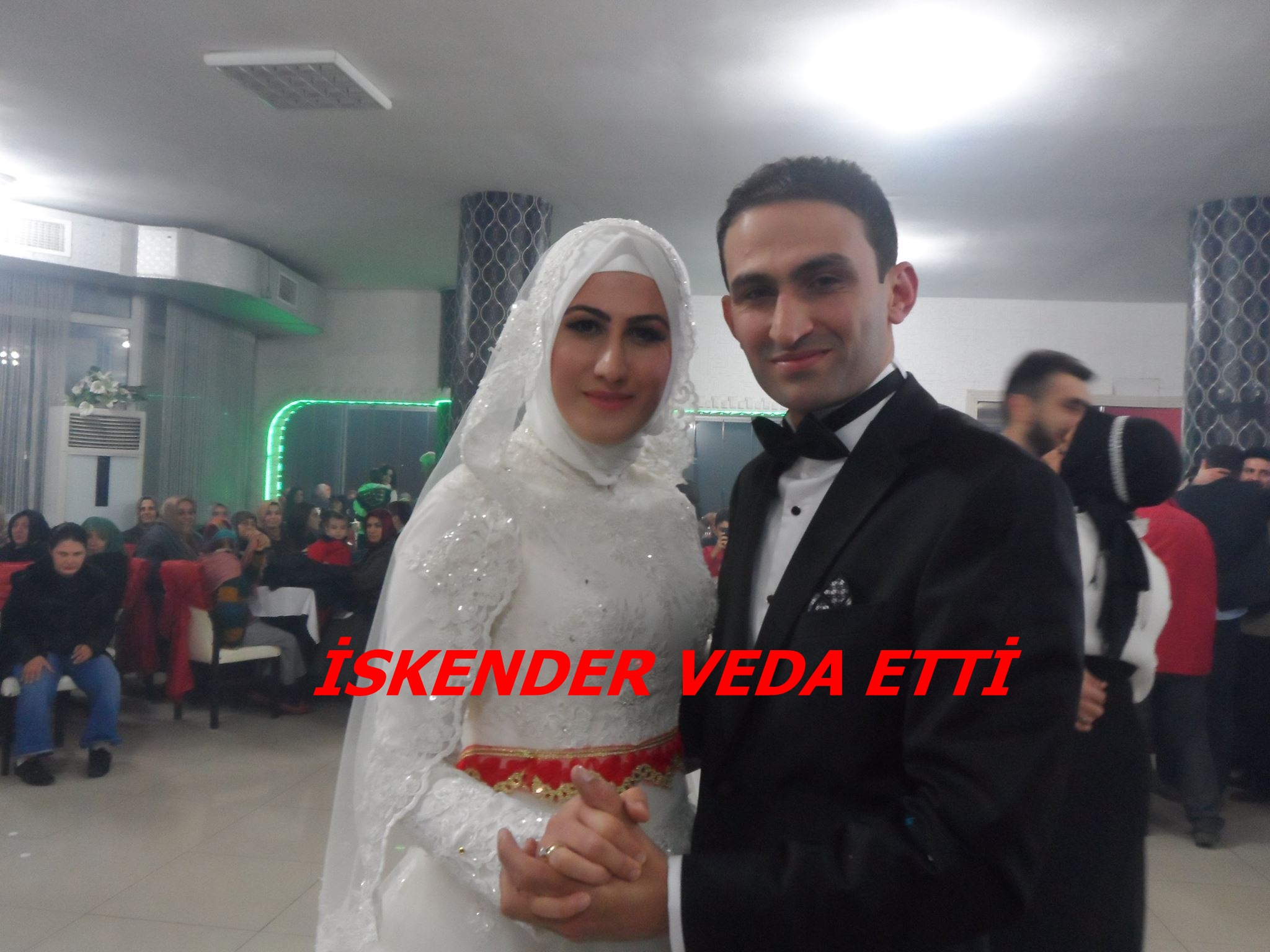 İskender Veda Etti
