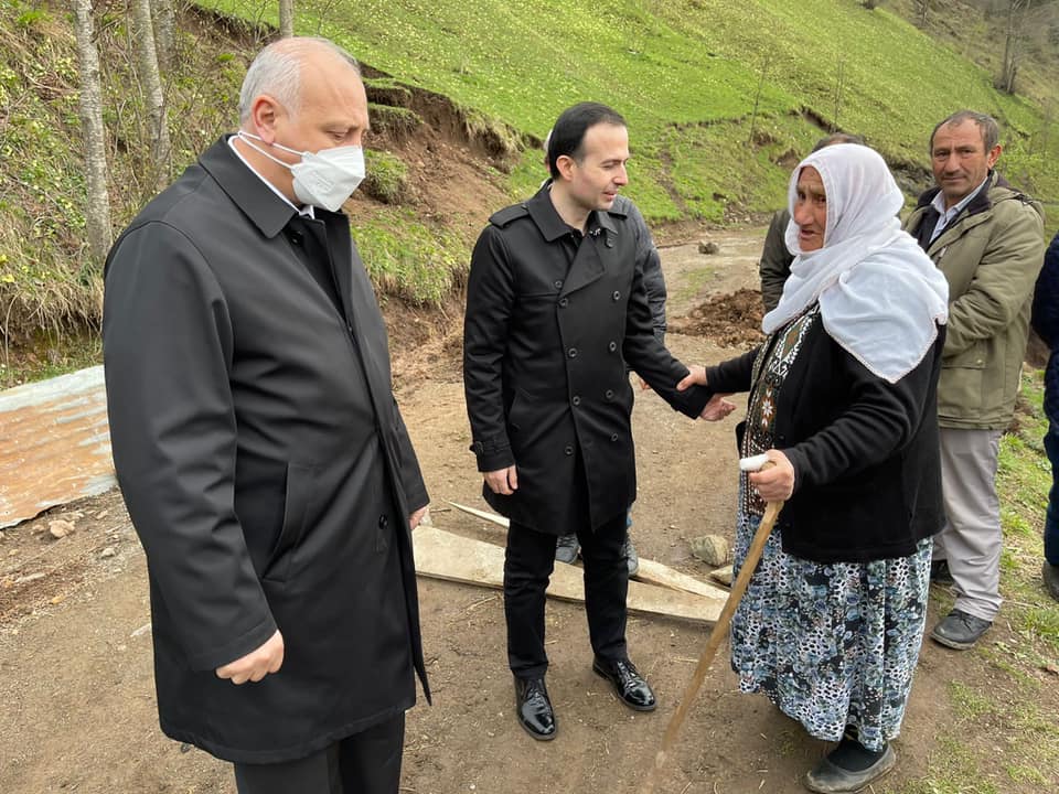 Araklı'da Heyelan Kabusu Evler Boşaltıldı