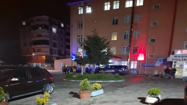 Araklı Bayram Halil Devlet Hastanesi Önünde Hareketli Saatler