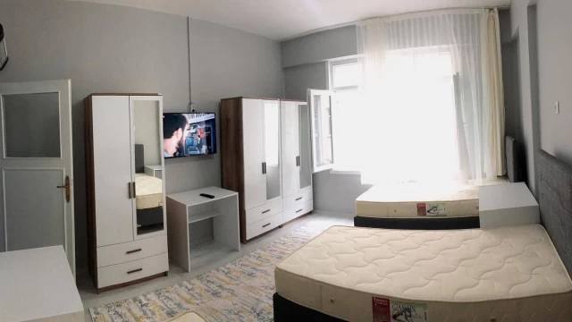 Araklı Özcanlar Apart Kız Öğrenciler için hizmete hazır bekliyor!
