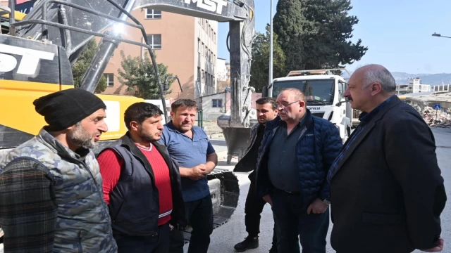 Araklı Belediyesi Hatay'a Çıkarma Yaptı