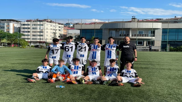 Araklının Yıldızları Trabzon Şampiyonu