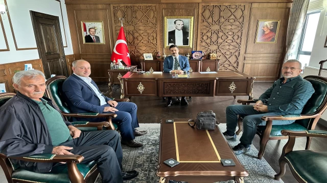 Araklı Esnaf Sanatkarlar Kredi Kefalet Kooperatifi yönetiminden Kaymakama ziyaret