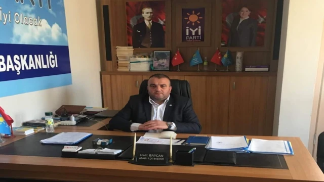 İYİ Parti Araklı Teskilatı Yönetimiyle Birlikte İstifa Etti