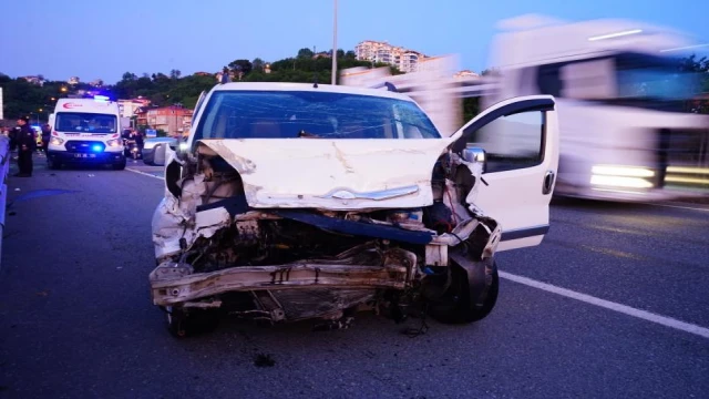 Araklı'da Trafik Kazası Yaralılar Var