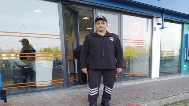 Araklılı Taşacak Bu Deniz Dizisinde Güvenlik Görevlisi Olarak Rol Aldı