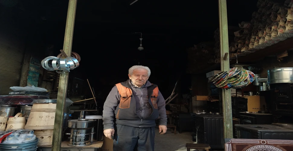 Araklı'da 52 Yıldan Beri Esnaflık Yapıyor