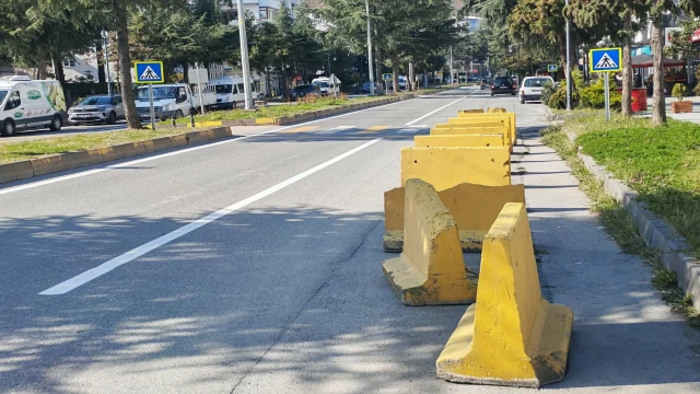 15 Temmuz Akşamından Kalma beton Bloklar Kaldırılmayı Bekliyor