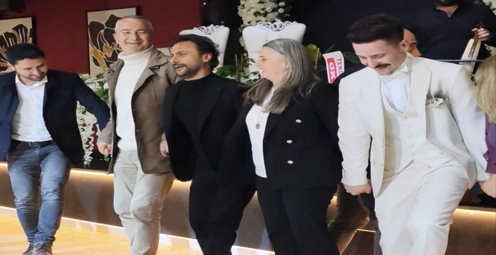 Araklı’da Horon Coşkusu: Sanatçı Gezep ile Milletvekili Aynı Halkada