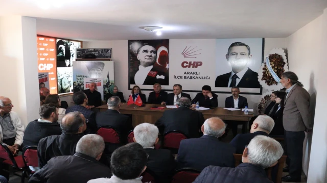 CHP Araklı'ya 7. Milletvekiliyle Çıkarma Yapıyor