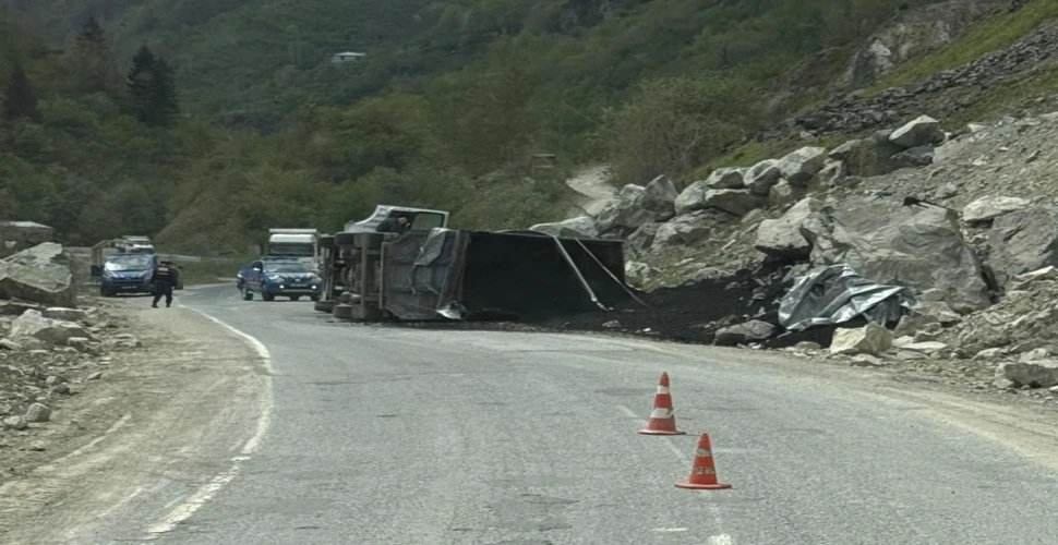 Son dakika Araklı Karadere Yolunda Trafik Kazası