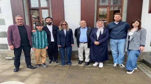 Sürmene’de “Taşacak Bu Deniz” Ekibi Sezon Finali Öncesi Kahvaltı Programında Buluştu