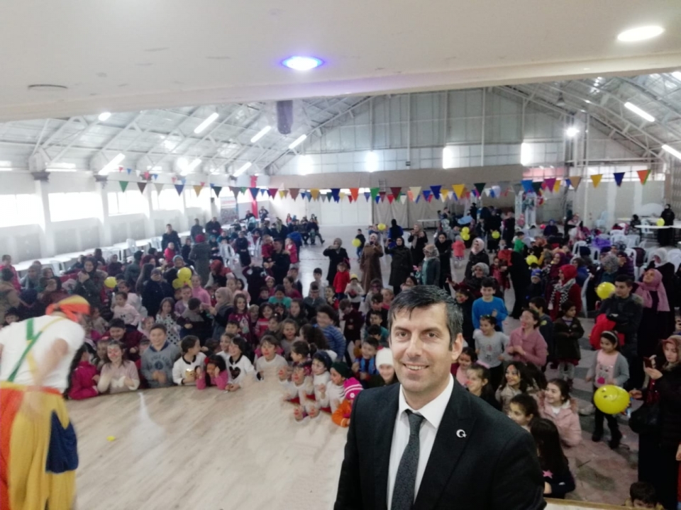 Araklı'da Bir ilk Çocuk Şenliği
