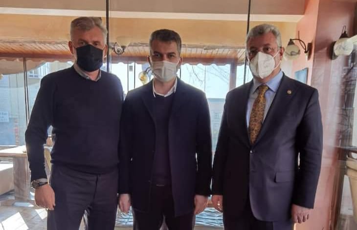 İstanbul'da Bir Araya Geldiler