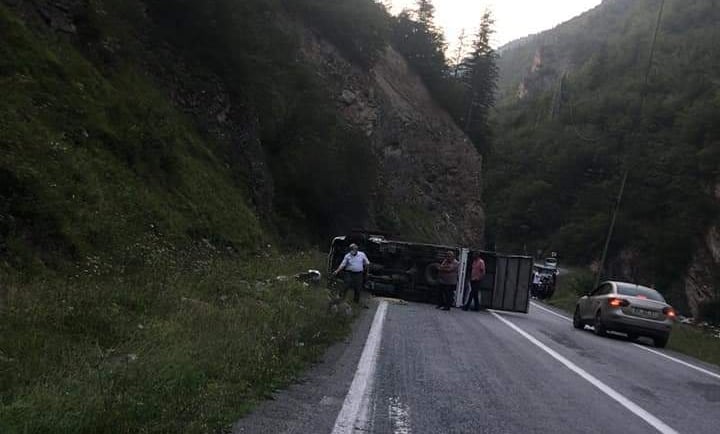 Araklı Karadere Yolunda Şok Kazalar Devem Ediyor