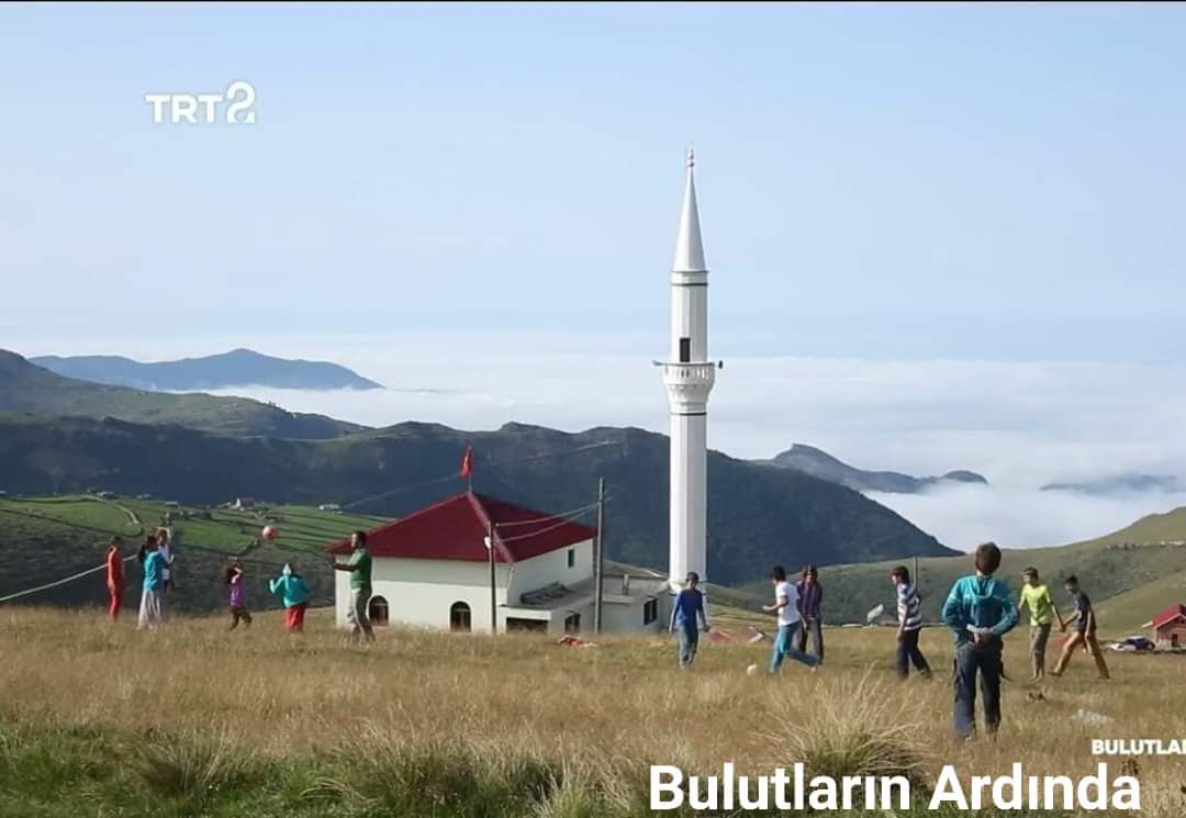 Araklılı Yönetmen Türkiyeyi Ekran Başına Kitledi