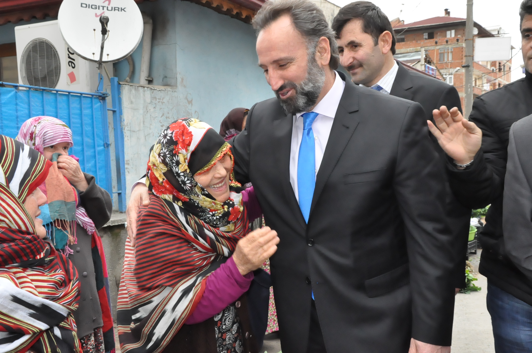 Başkanım Zeki Çebi Camisin den Ezan Okurmusun