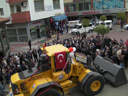 Araklı Belediyesi Araç Parkına Bir Yenisini Daha Eklendi.