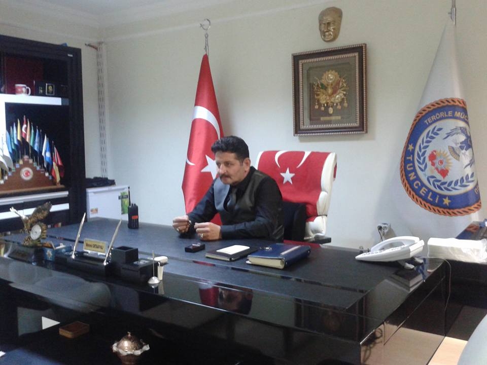 Araklı Emniyet Müdürün\'den Gündeme Damga Vuran Davranış