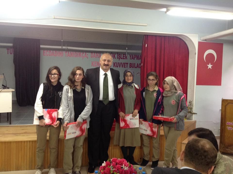 NİHAYET TABLETLER DAĞITLI