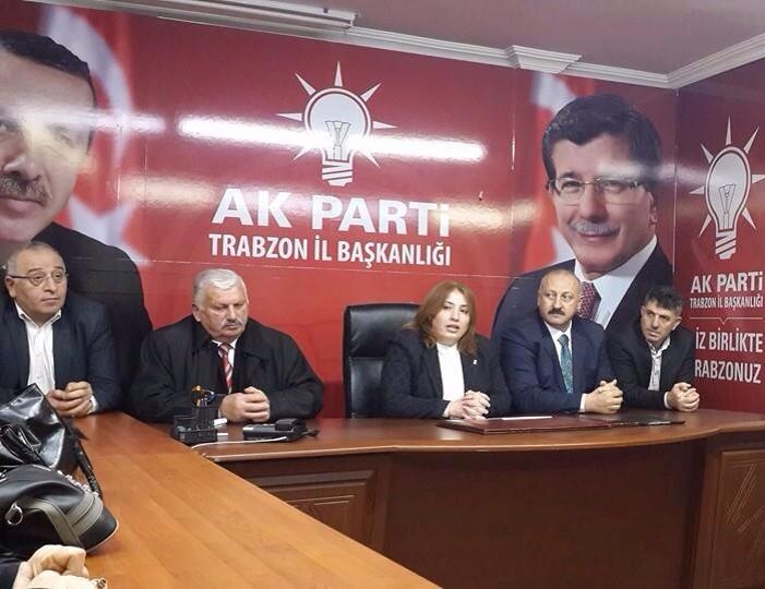 Zeynep Çebi Sahaya İndi