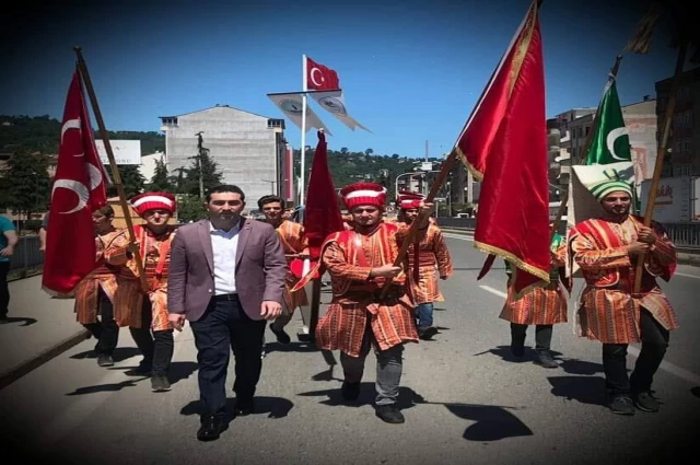 Bir 12 Mart Ödevi İstiklal Marşı ve Mehmet Akif'i Anlamak