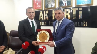 Araklı'da Devir Teslim Yapıldı Yeni Başkan Serdan