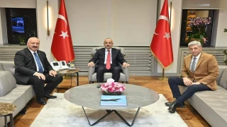 Çebi Ulaştırma Bakanı Uraloğlu ile Görüştü