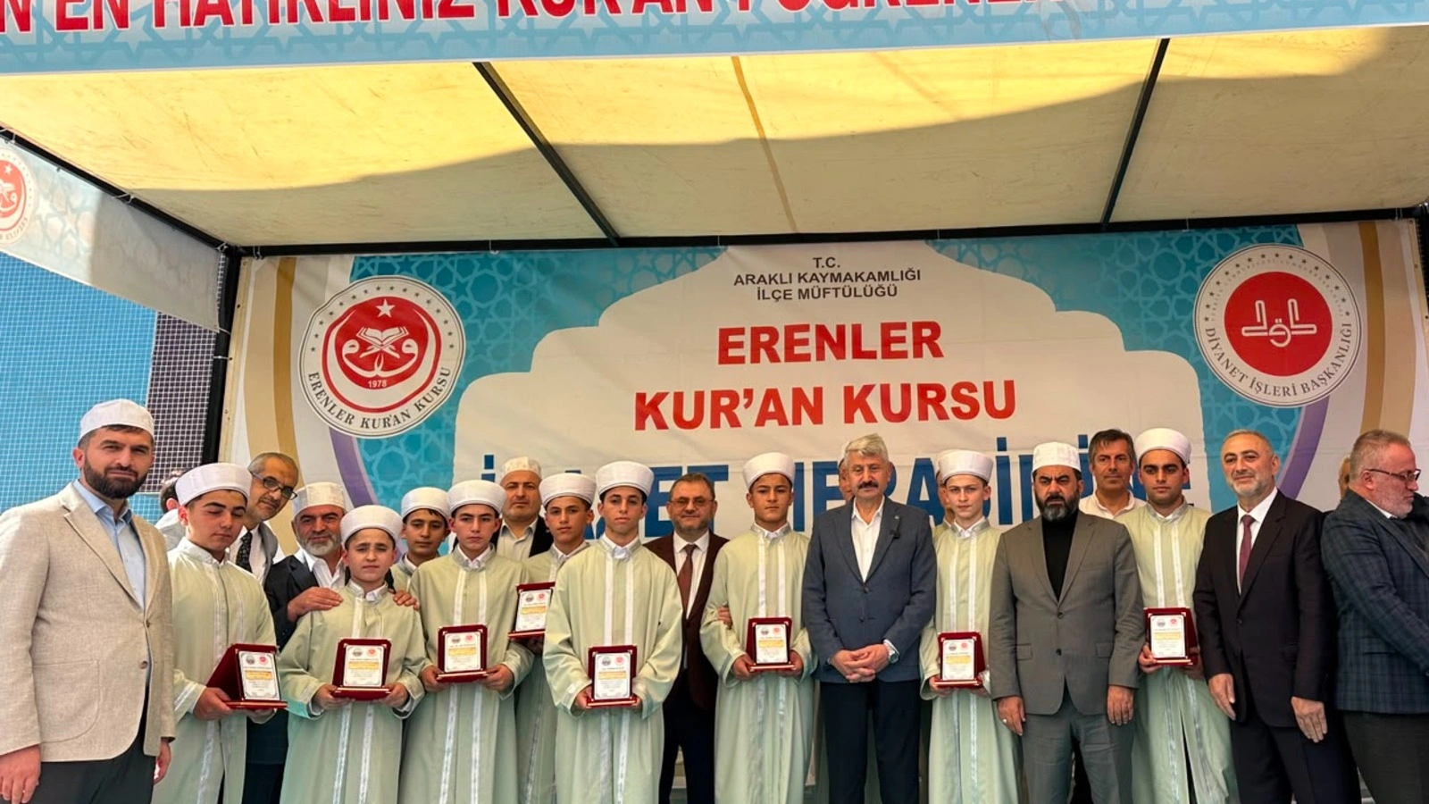 Araklı Erenler Kuran Kursu 38 Dönem İcazet Merasimi Yapıldı